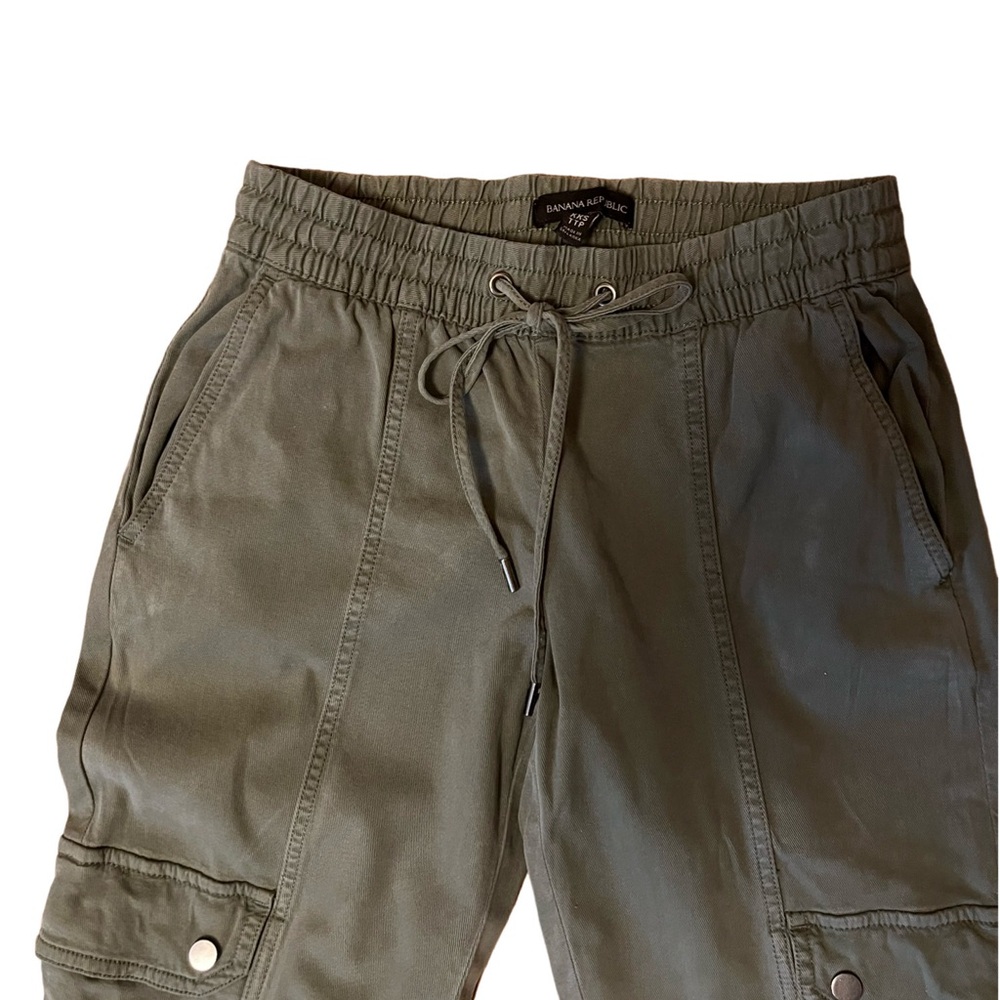 Cargo Cropped Pants